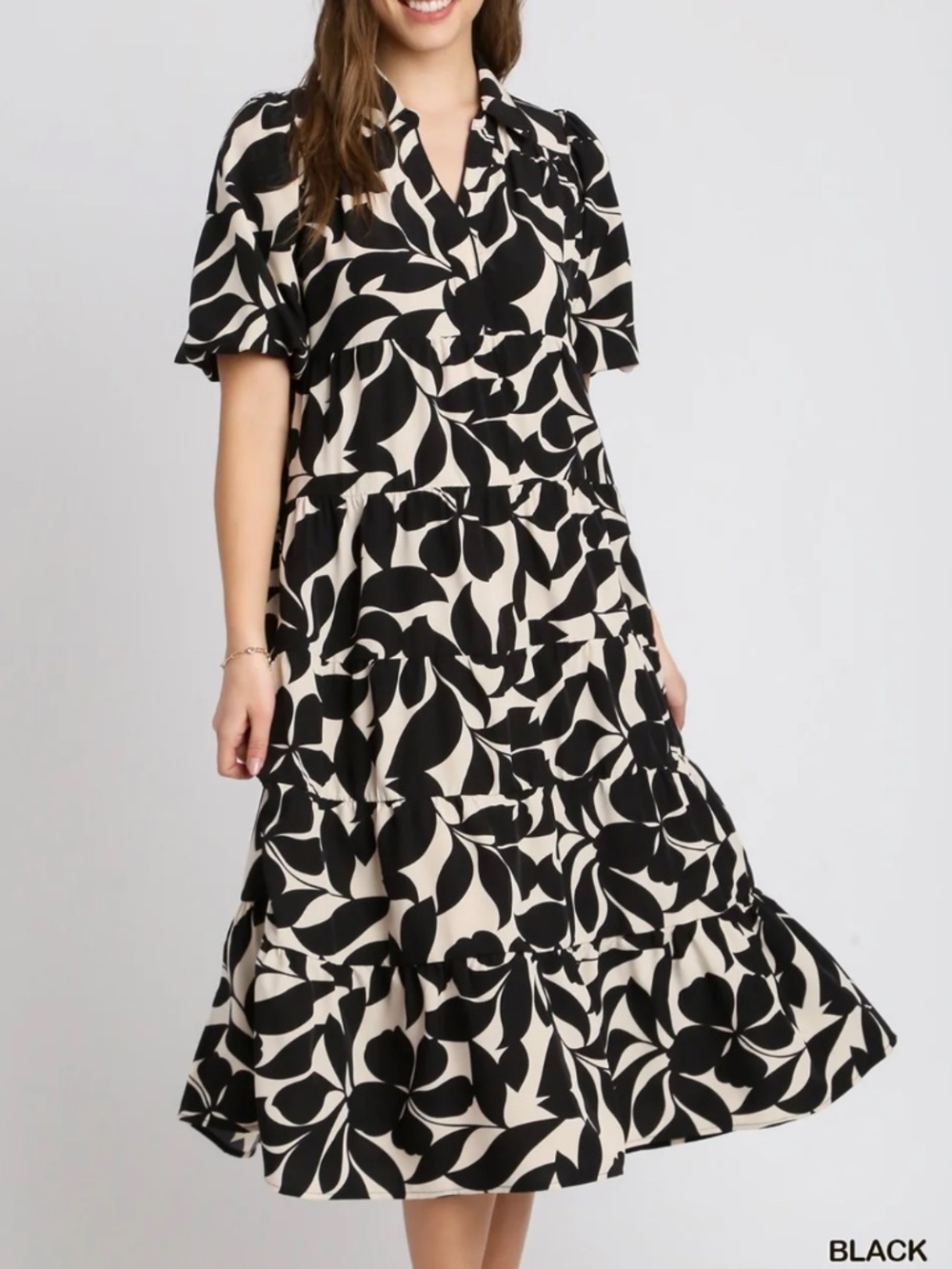 Umgee Black and Off White Floral dress XL